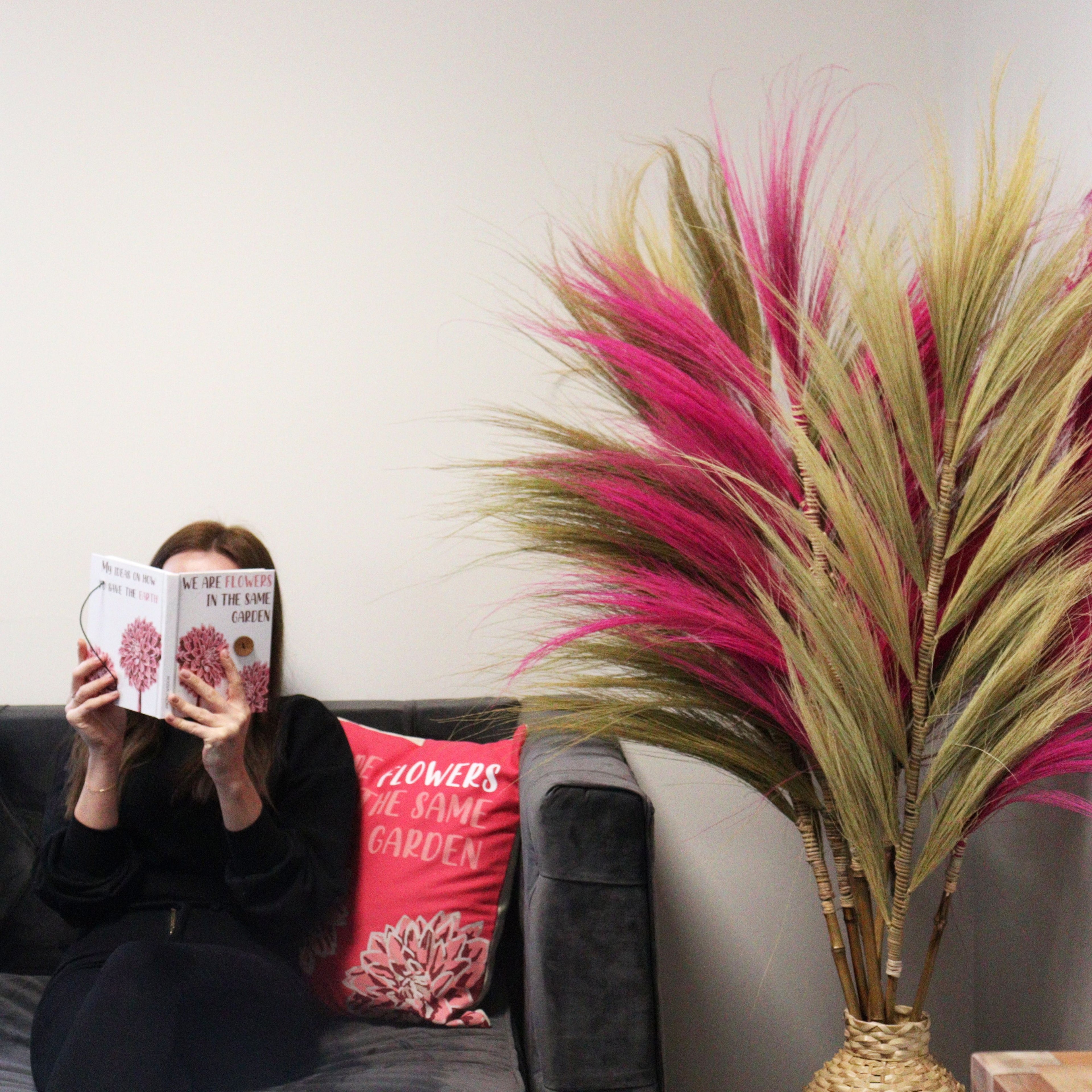 Rayung Grass Blond Display for Exotic Tropical Decor 1.6m Height