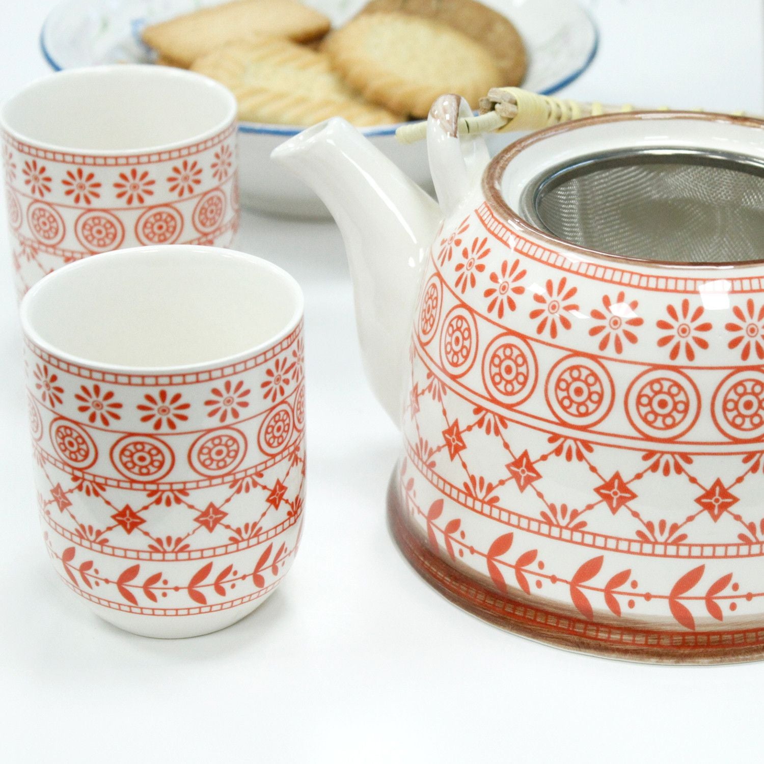 Herbal Teapot Set in Amber with Matching Cups for Tea Lovers