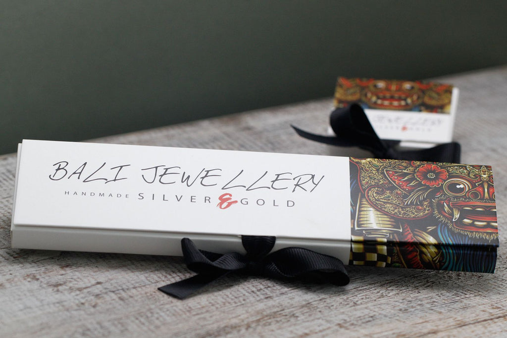 Stylish Silver and Gold Bracelet Unisex Twin Chain for Gifting