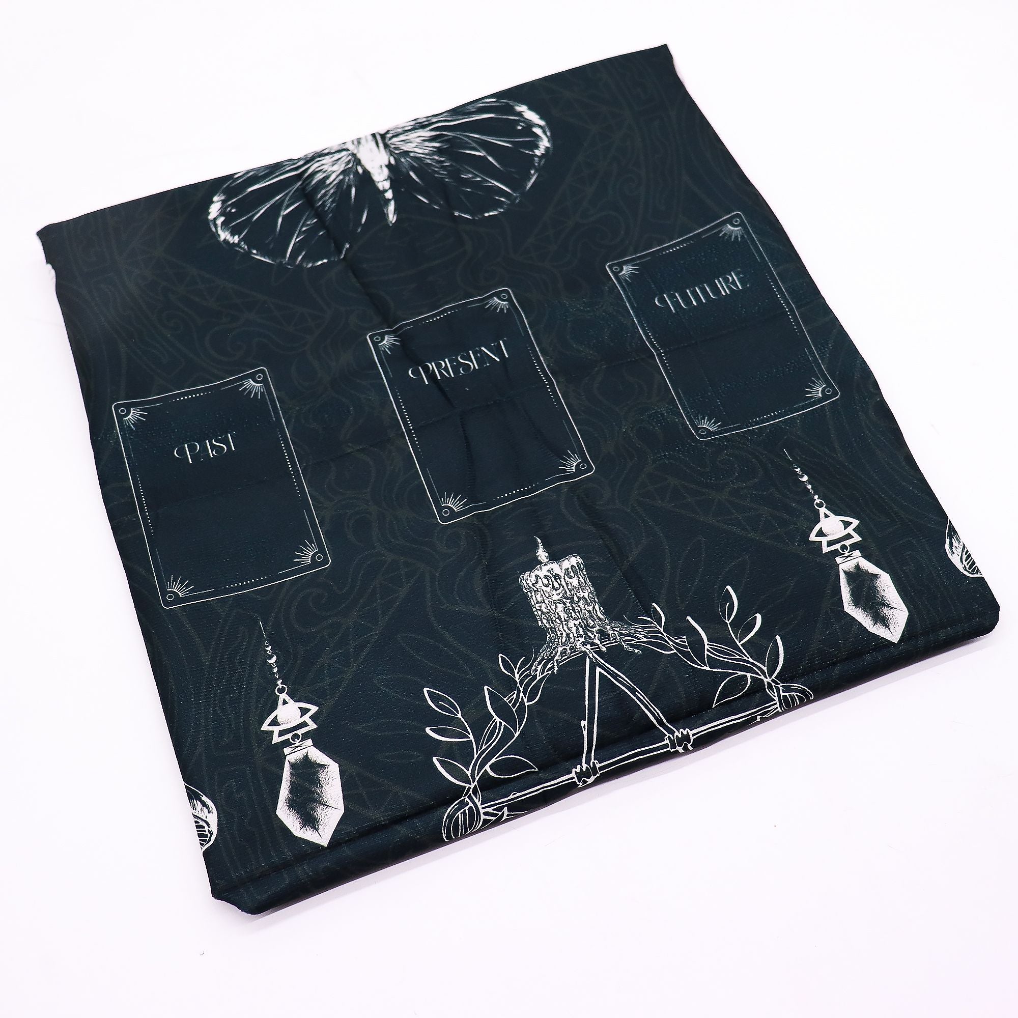 Ancient Witch Tarot Reading Cloth for Enchanting Rituals and Spells