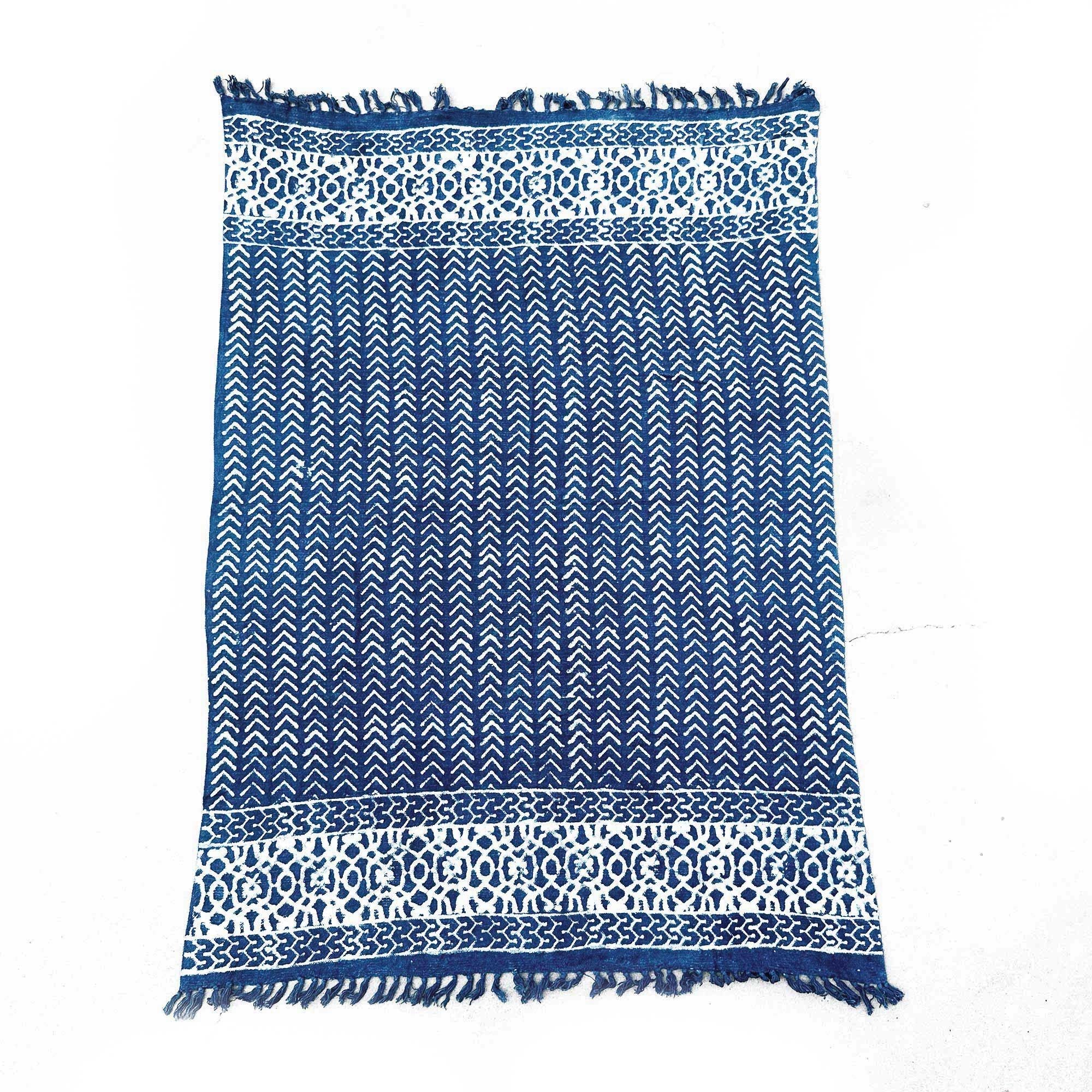 Handmade Indigo Throw with Seedha Arrows Design for Home Decor