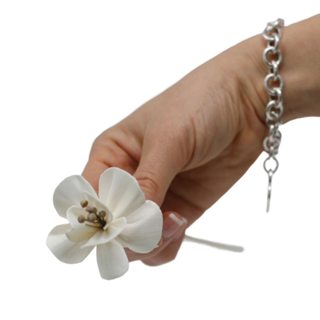 Natural Diffuser Flowers Lily on Reed for Home Fragrance Decor