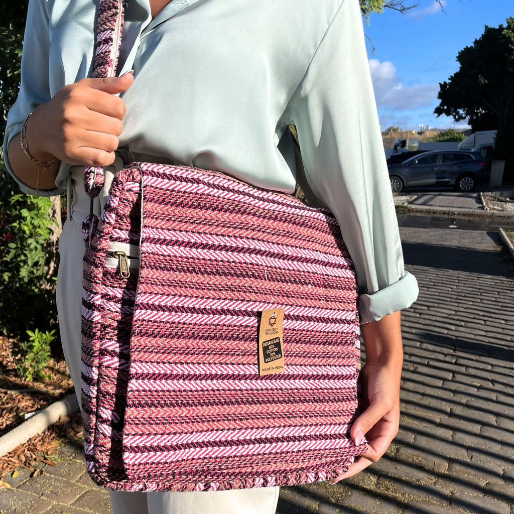 Soft Banjar Laptop Bag in Soft Pink for Stylish Protection