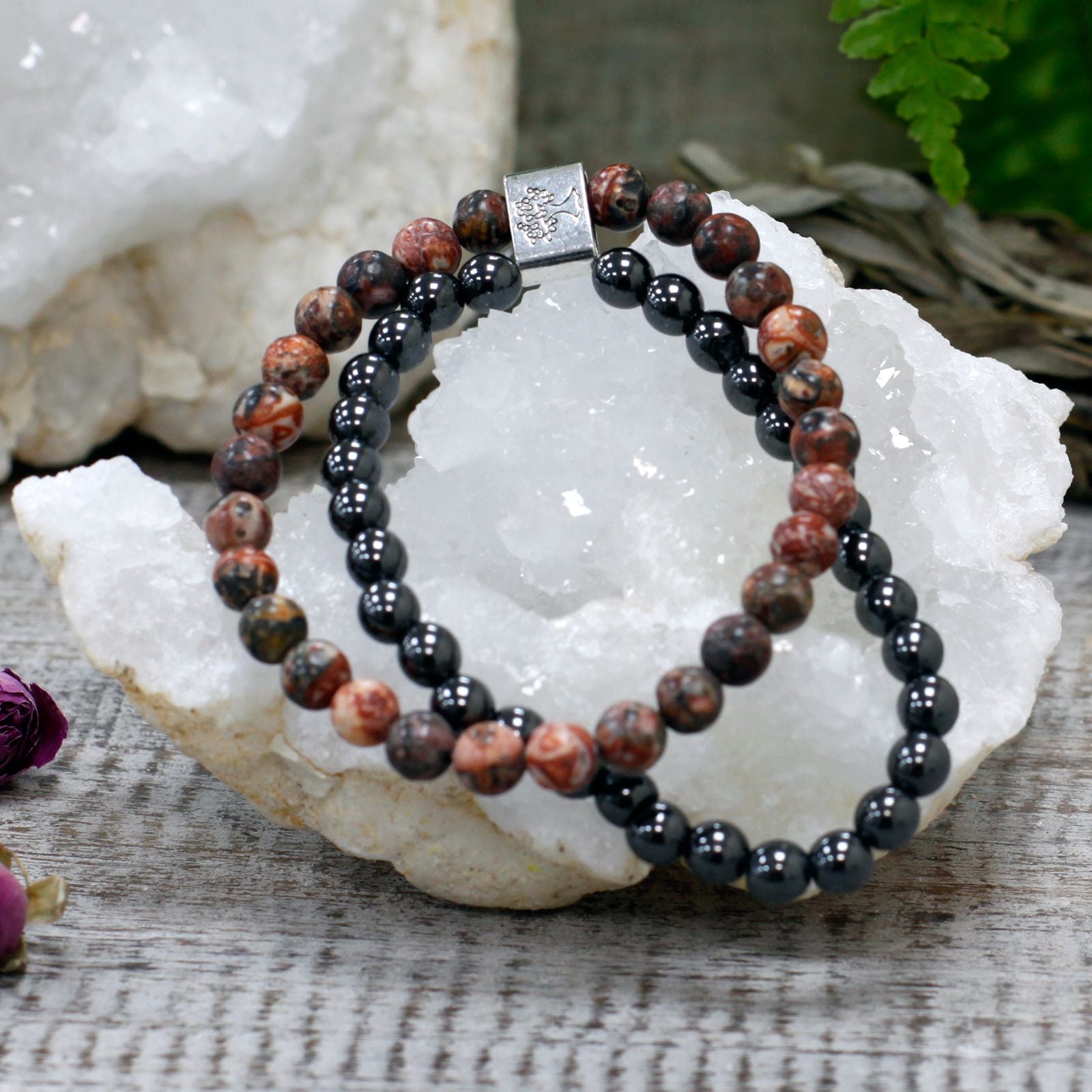 Magnetic Gemstone Bracelet in Leopard Skin for Fashion Appeal