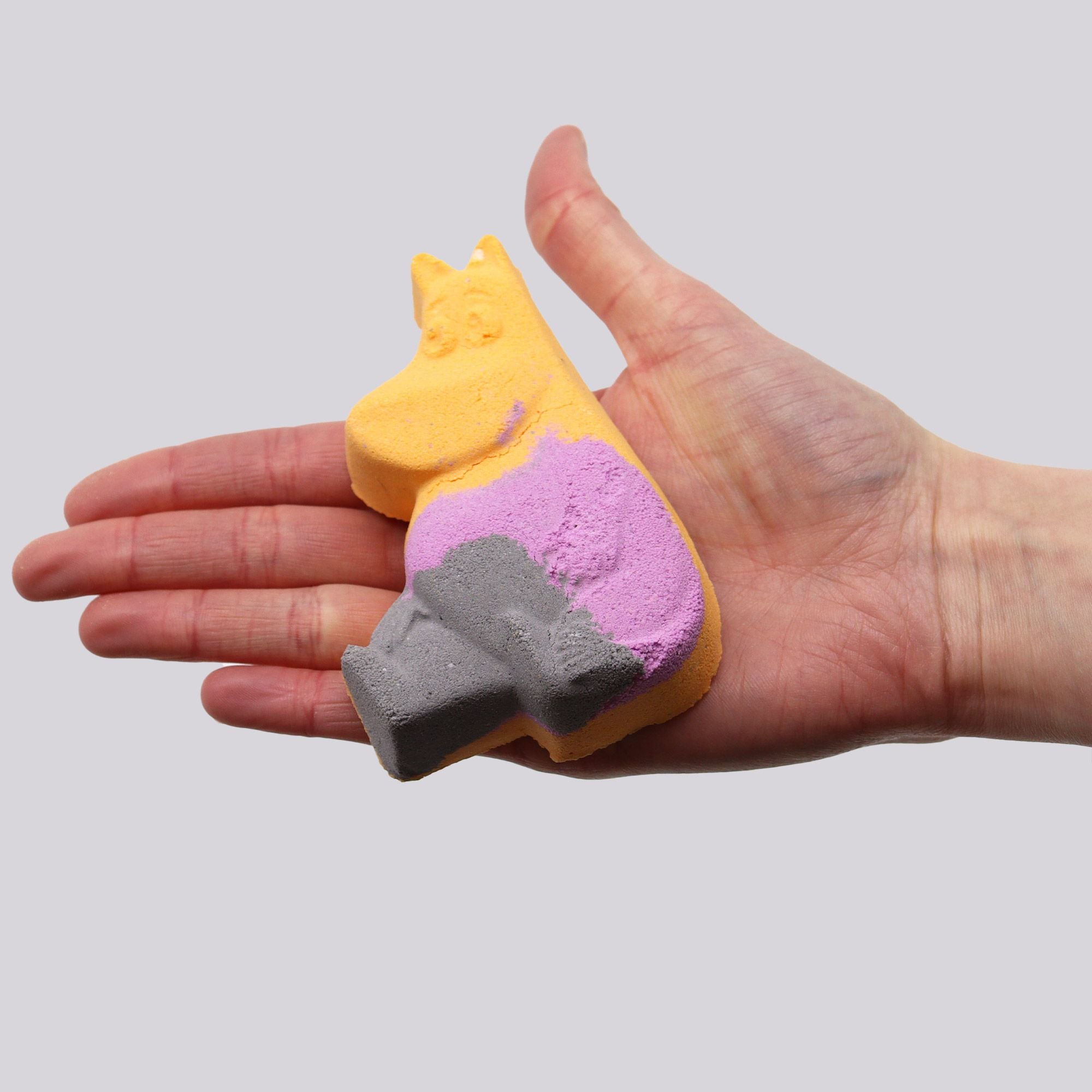 Hippo Bath Bomb 85g with Citrus Crush Scent for Kids Fun