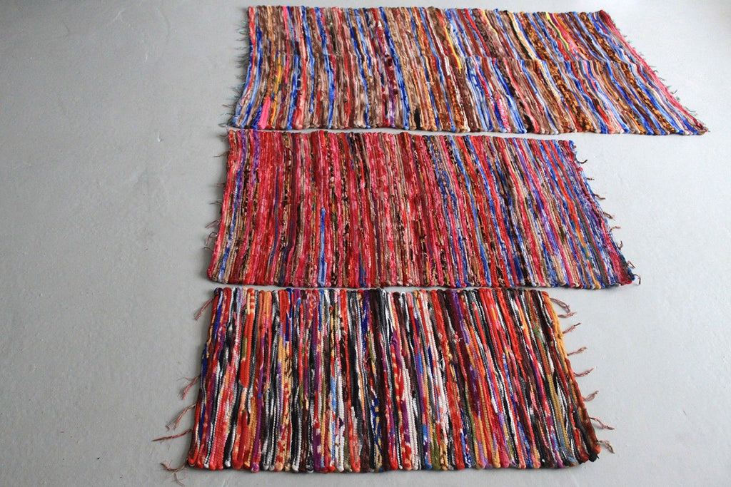 Medium Velvet Rug 128x75cm for Vibrant Home Comfort and Style