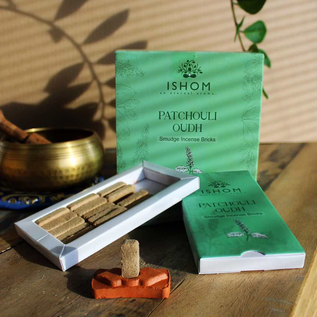 Pack of 15 Natural Incense Smudge Bricks and Burner Patchouli Wood