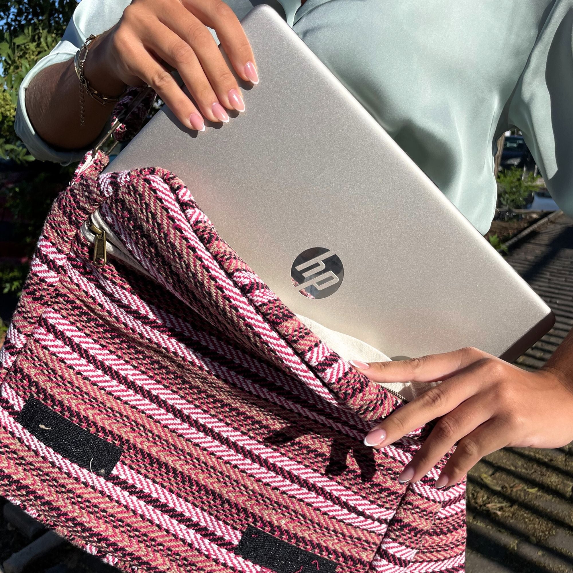 Soft Banjar Laptop Bag in Soft Pink for Stylish Protection