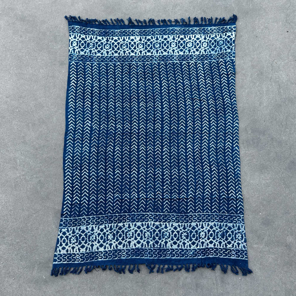 Handmade Indigo Throw with Seedha Arrows Design for Home Decor