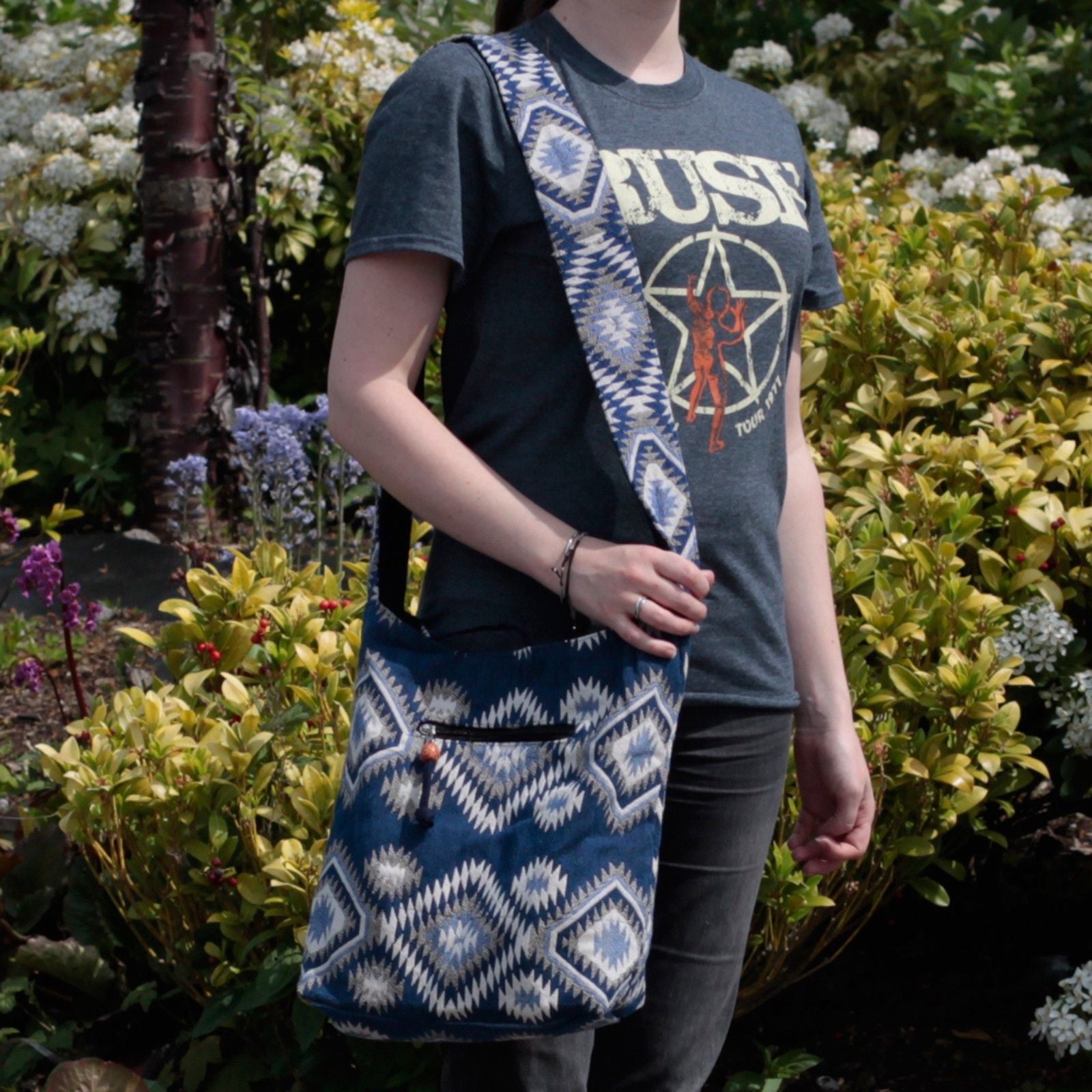 Stylish Kathmandu Big Bag Dusk for Day Trips and City Breaks