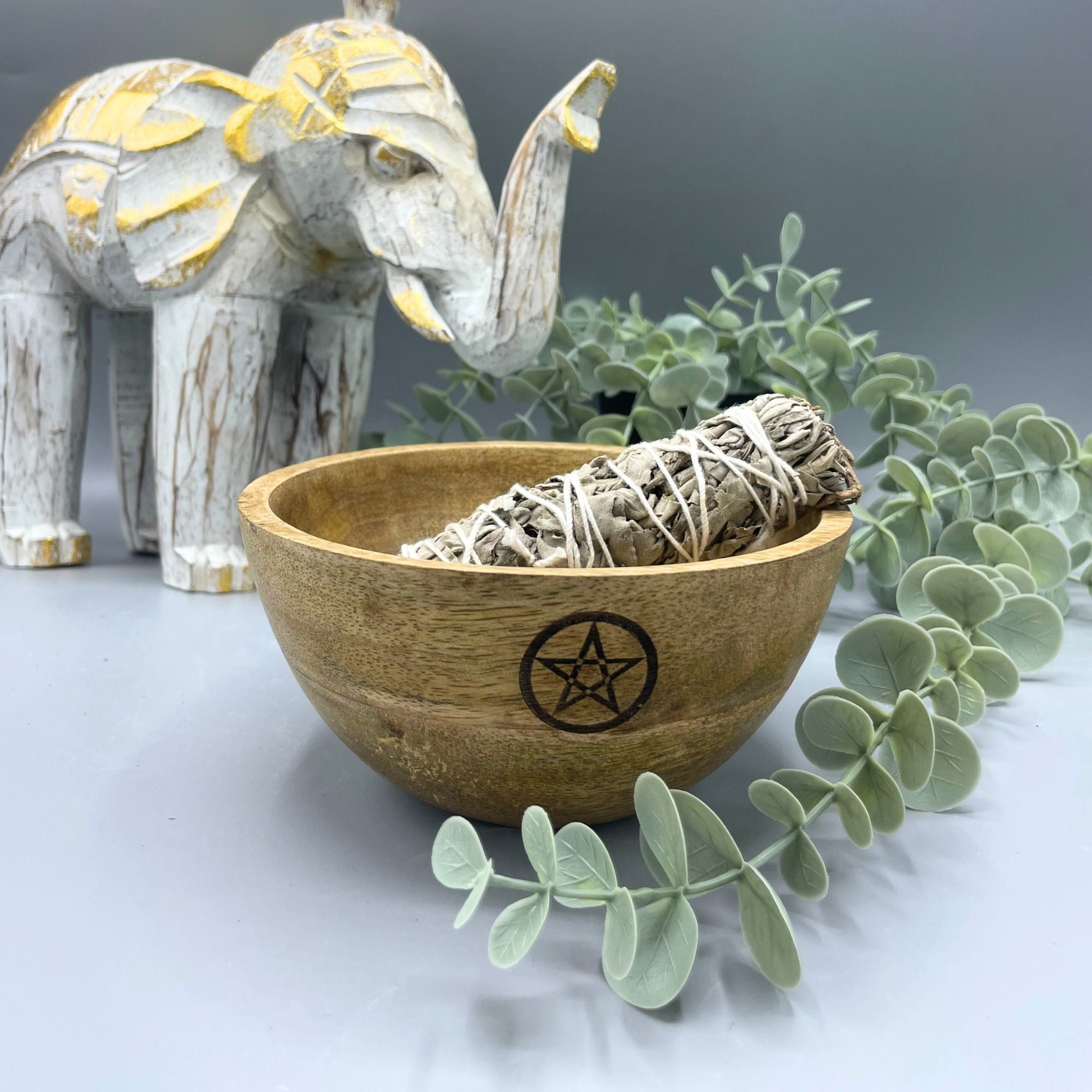 Wooden Smudge and Ritual Offerings Bowl with Pentagram Design