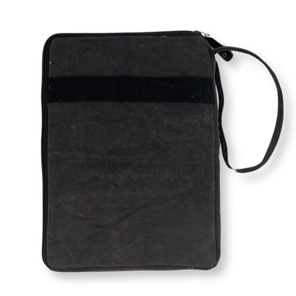 Stonewash Tablet Pouch in Charcoal for On the Go Convenience