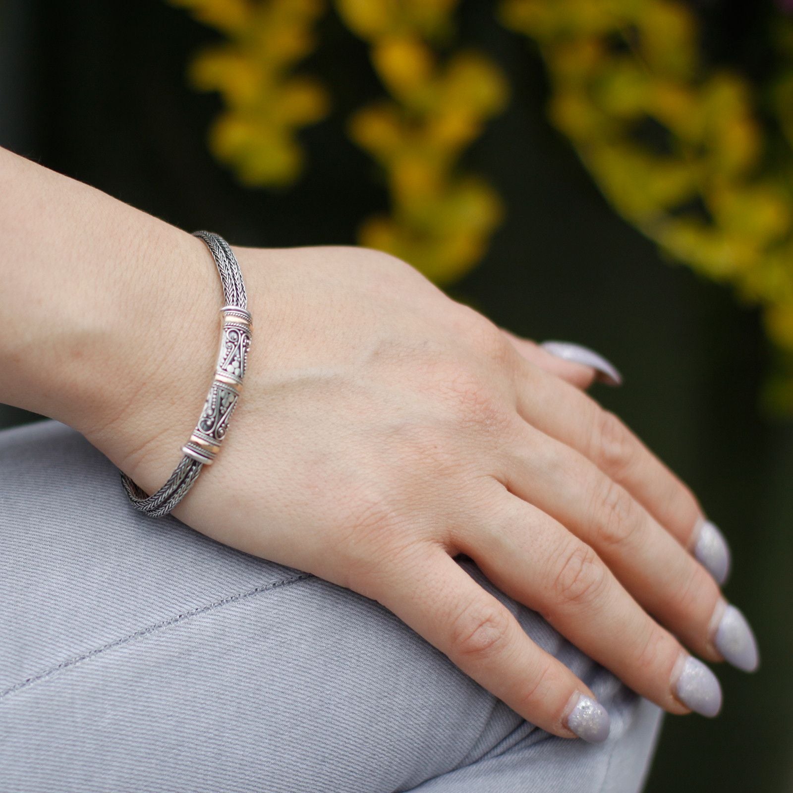 Stylish Silver and Gold Bracelet Unisex Twin Chain for Gifting