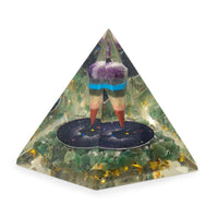 Medium Organite Pyramid 7x6cm - Pendulum - Green Adventurine Chips