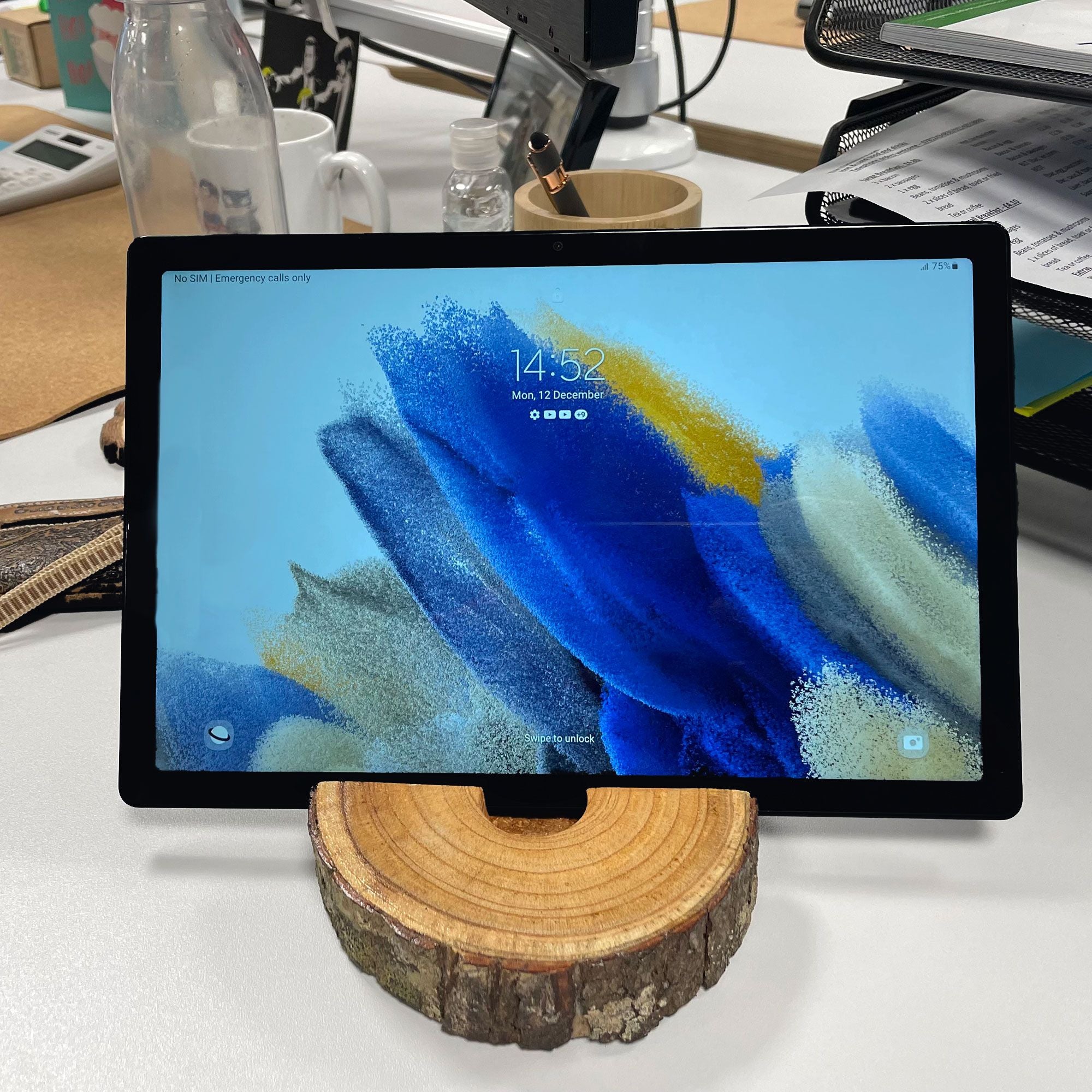 Natural Small Log Phone Holder for Hands Free Use in Modern Style