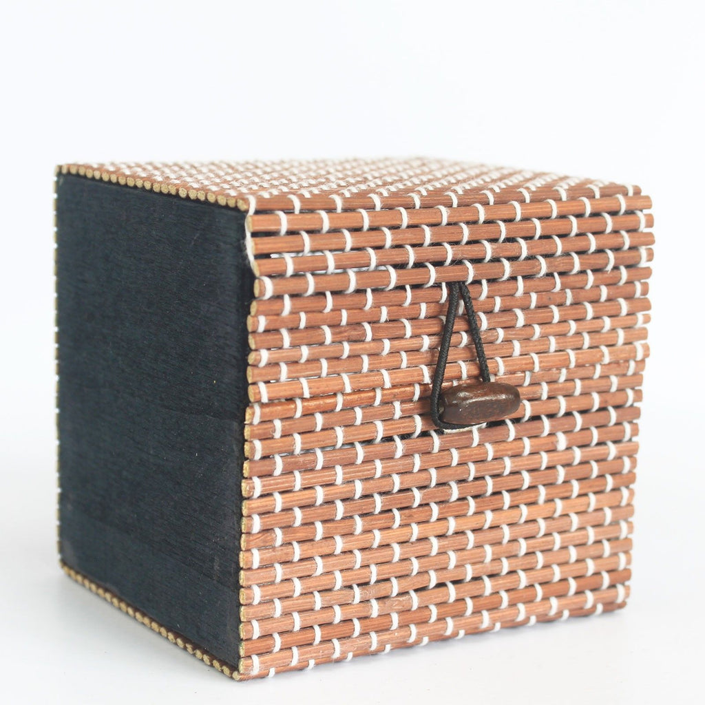Elegant Single Box Fine Bamboo Gift Box for Candles and More