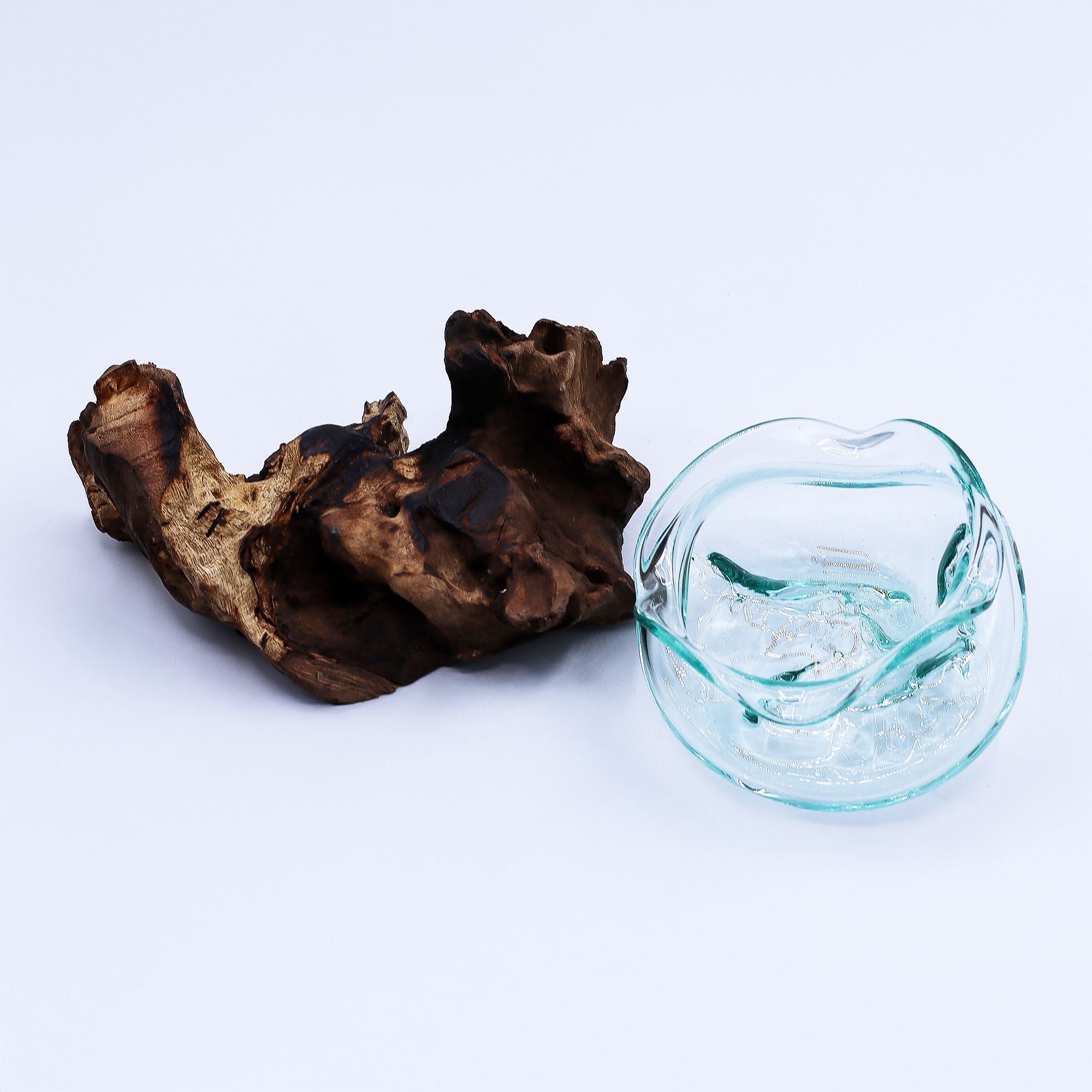 Molten Glass Wavy Bowl on Wood 18cm for Unique Home Décor