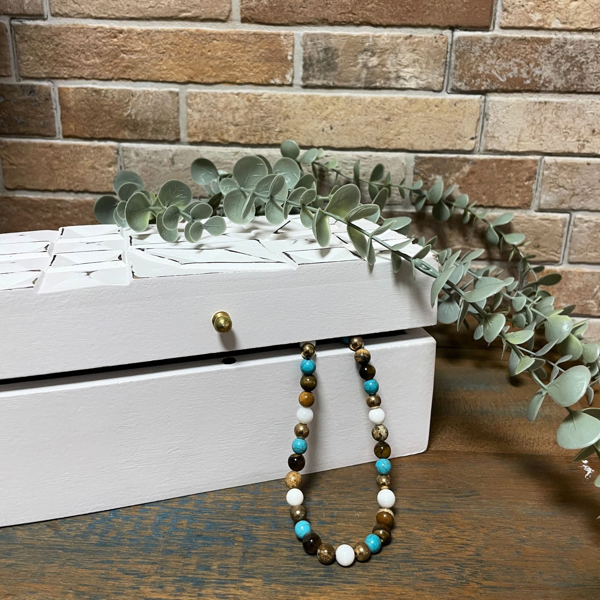 Vintage Deco Multi Purpose Box with Elegant White Diamonds Design