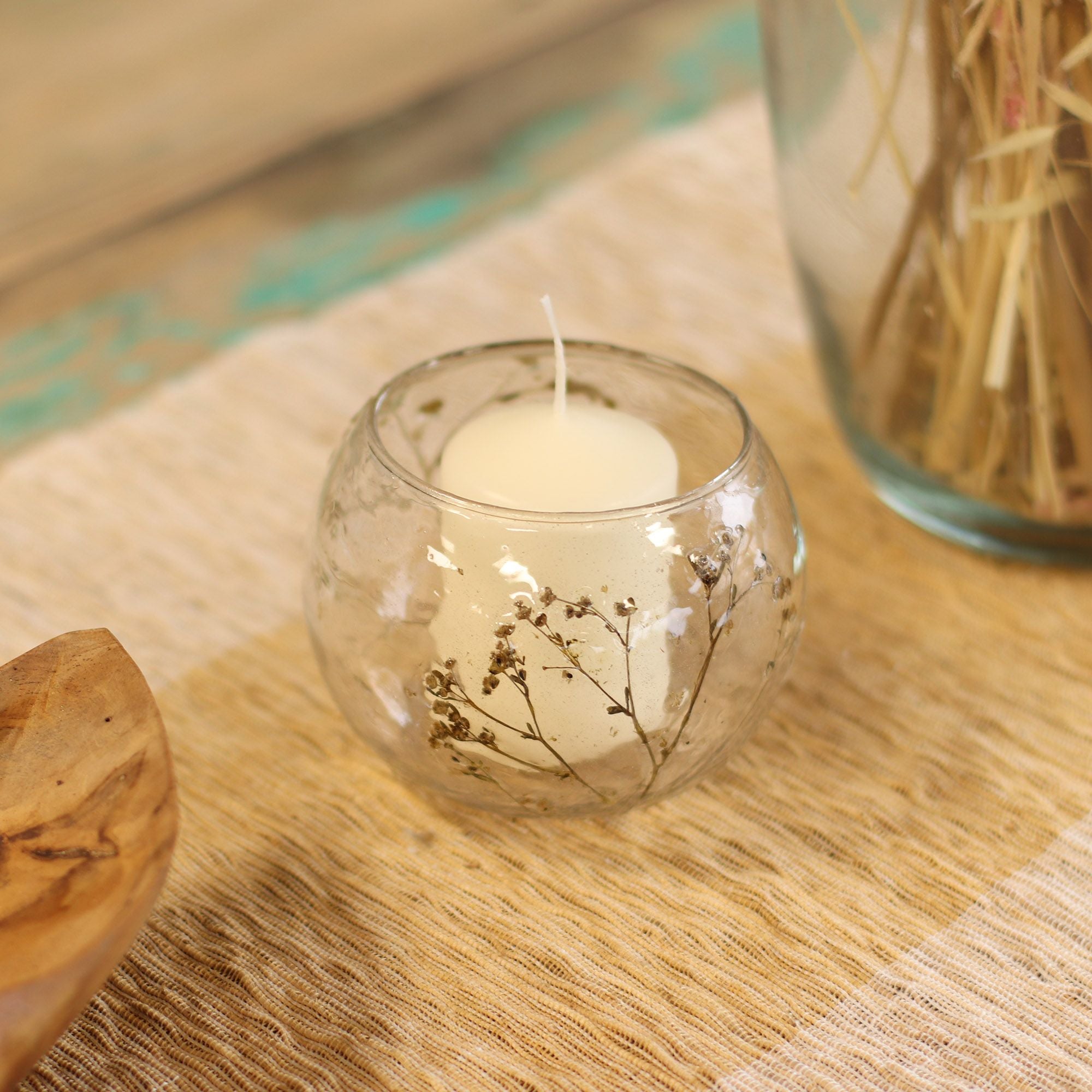 Natural Floral Glass Candle Holder Bowl Margarita with Unique Design