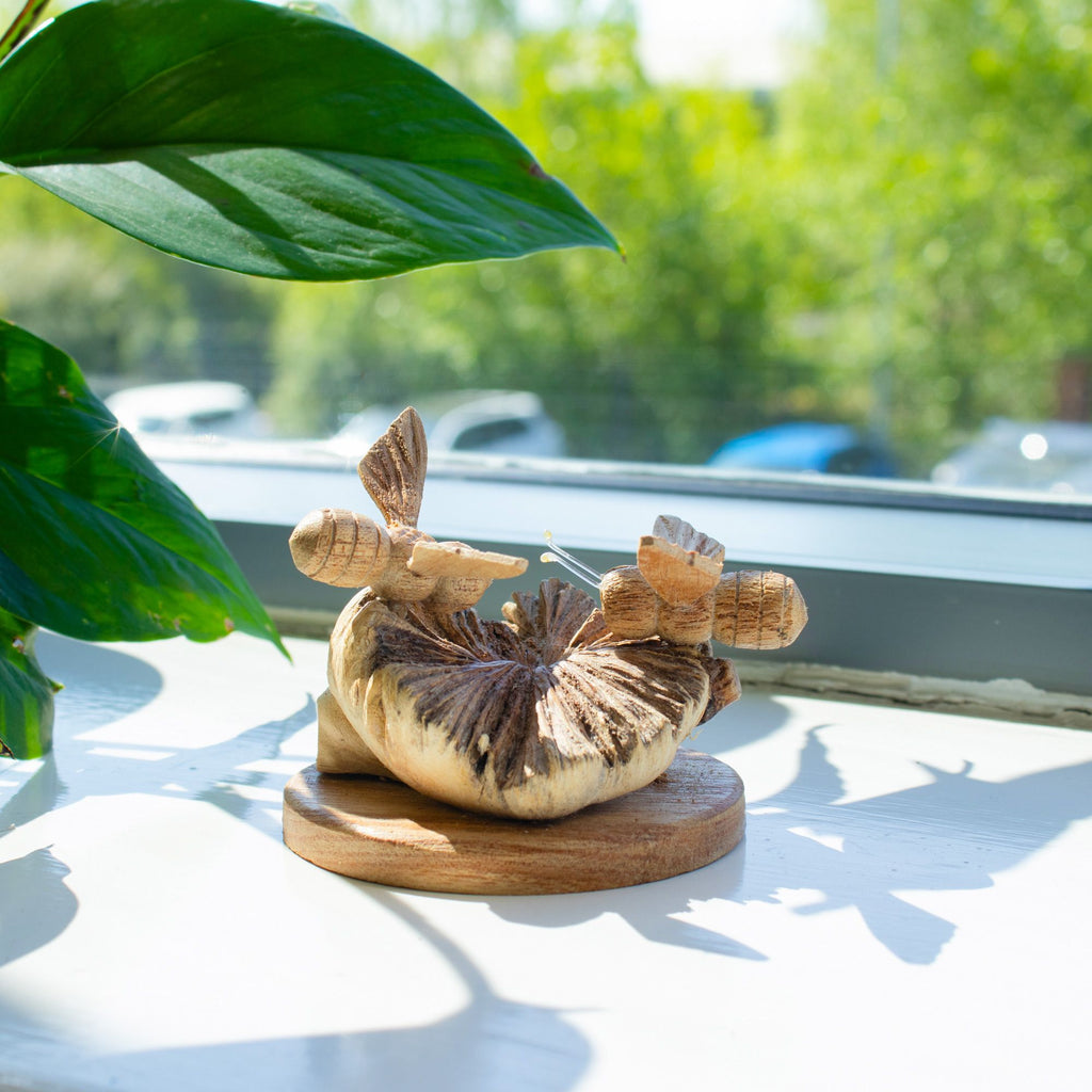 Handmade Parasite Wood Art Carving with Bees Design for Décor