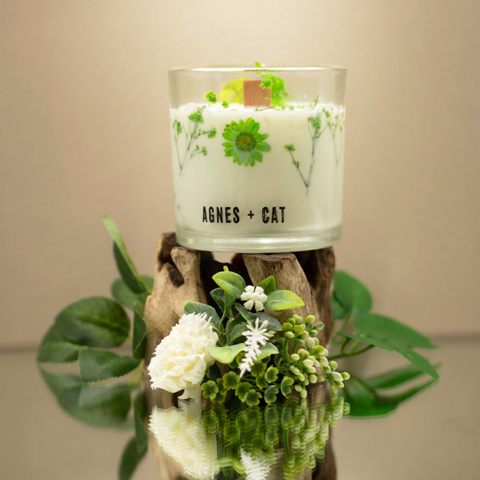 Agnes + Cat Botanical Soy Wax Candle - Fell Berry