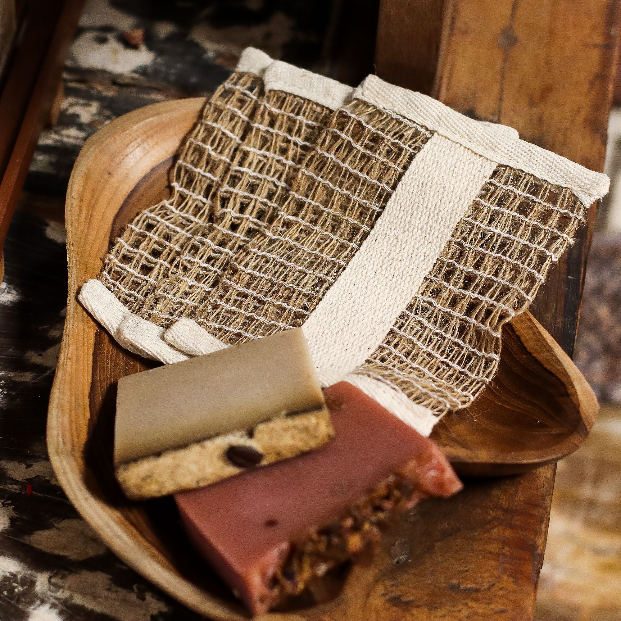 Soft Jute Soap Bag for Eco Friendly Bathing and Travel Use