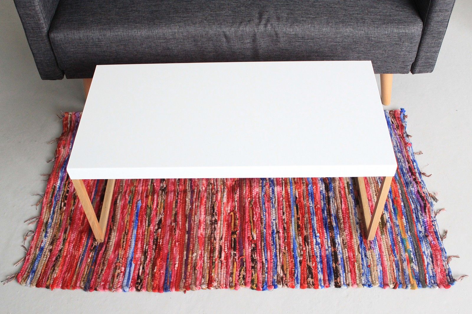Medium Velvet Rug 128x75cm for Vibrant Home Comfort and Style