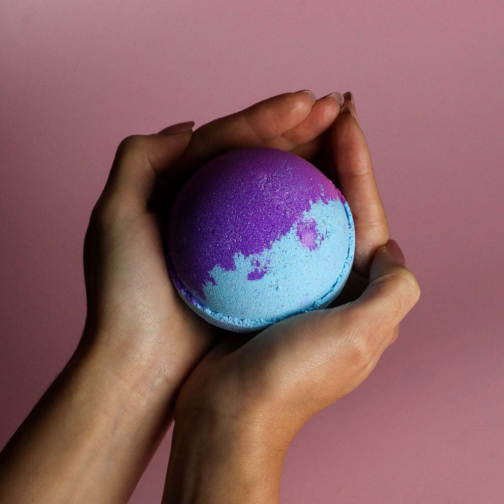 Jumbo Bath Bomb Amethyst Creed with Bold Masculine Fragrance