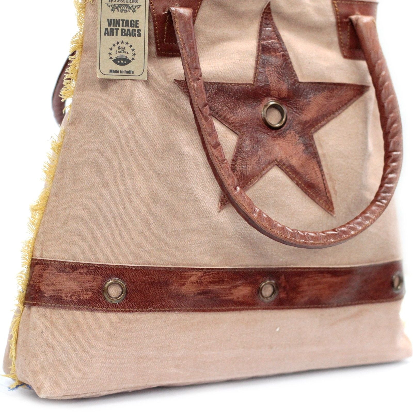 Vintage Bag Big Star with Spacious Design and Zipped Compartment