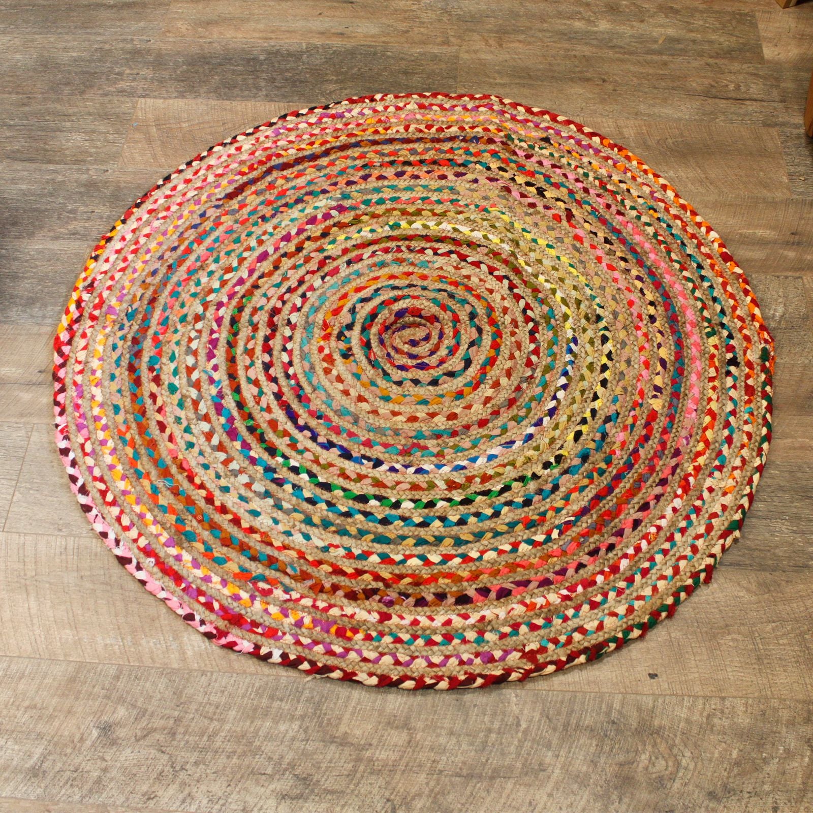 Stylish Round Jute and Recycled Cotton Rug 120 cm for Home Decor