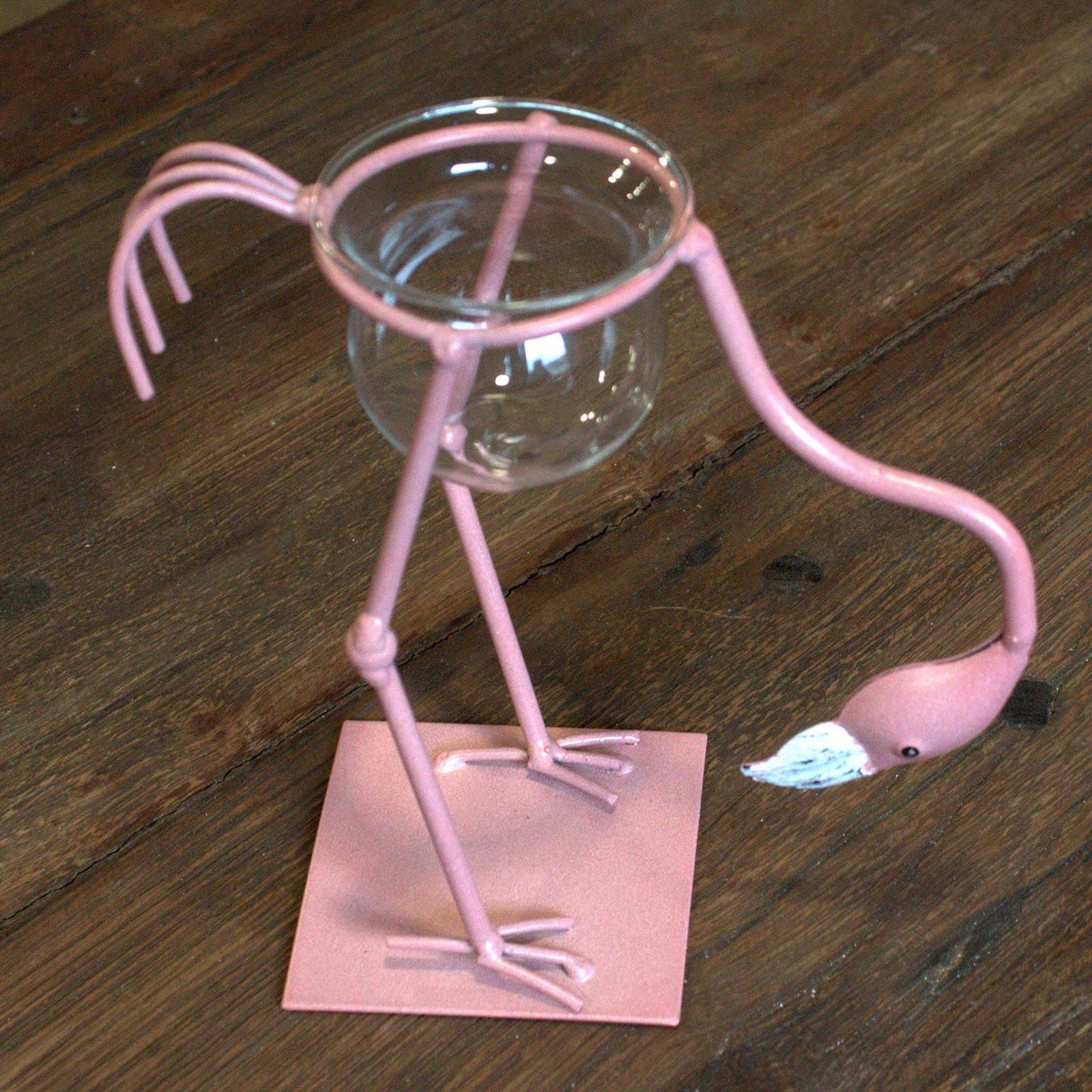 Hydroponic Home Décor with Pink Metal Flamingo Design 3