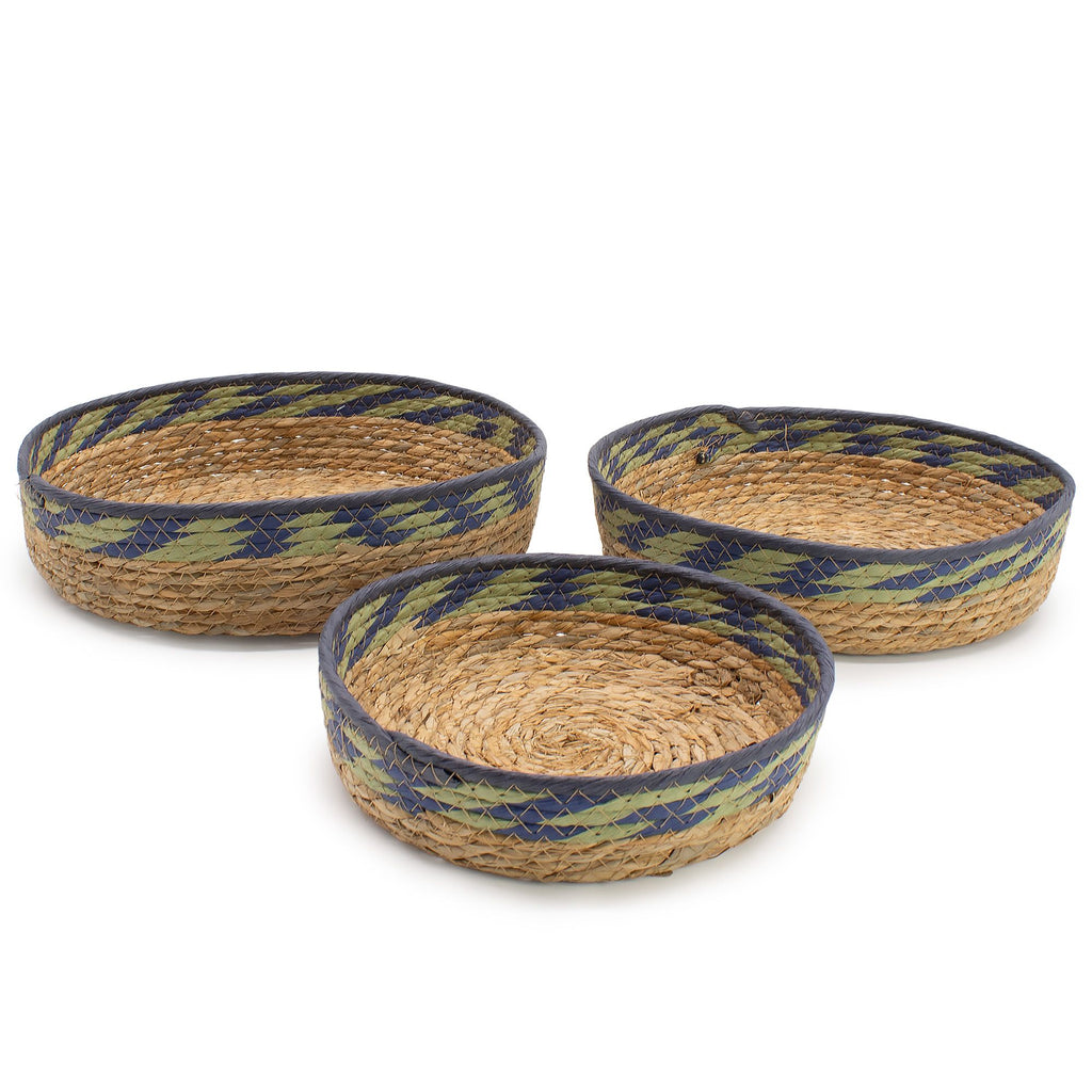 Straw and Seagrass Tray Baskets Set of 3 in Natural Green and Blue