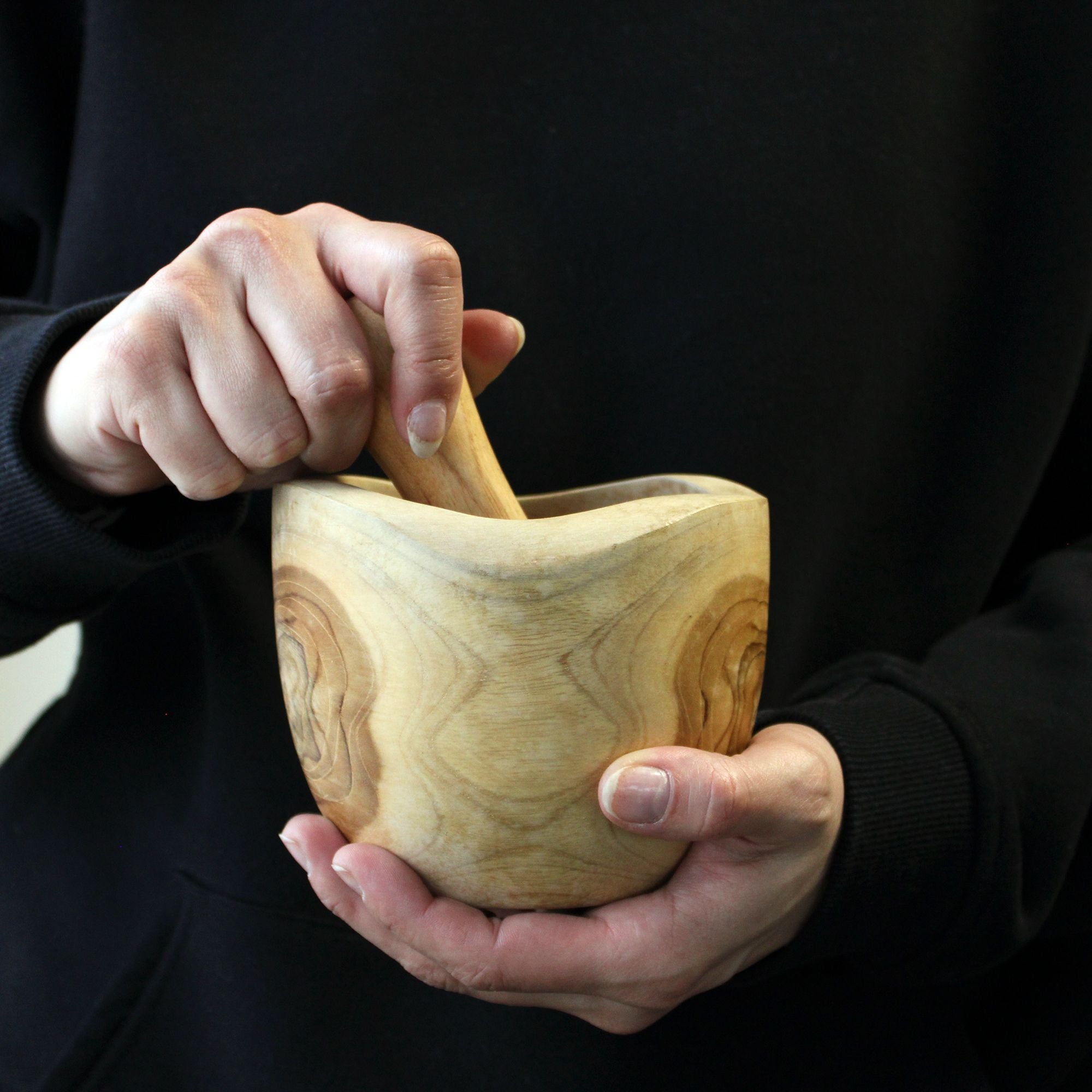 Ergo Teak Pestle and Mortar Large for Daily Cooking Needs