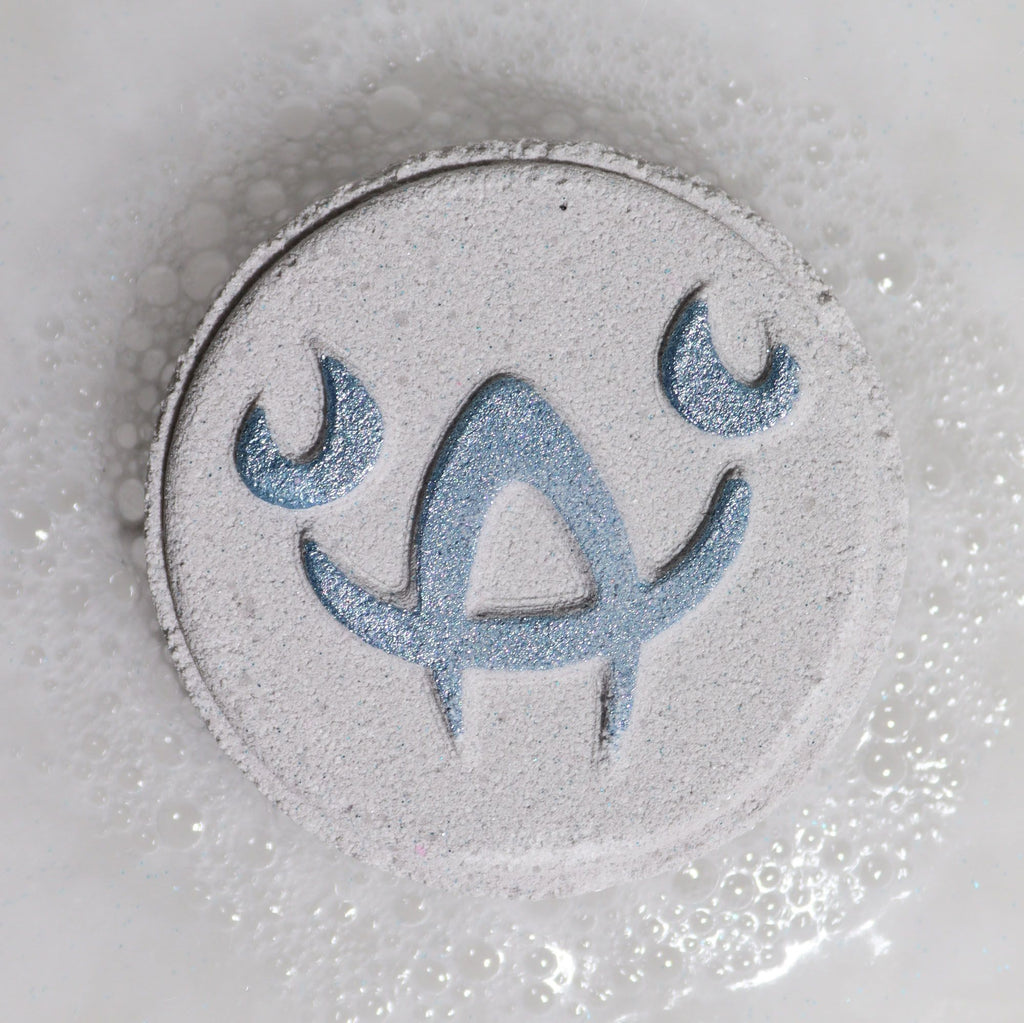 Zodiac Bath Fizzers with Horoscope Cancer and Moonstone Eclipse