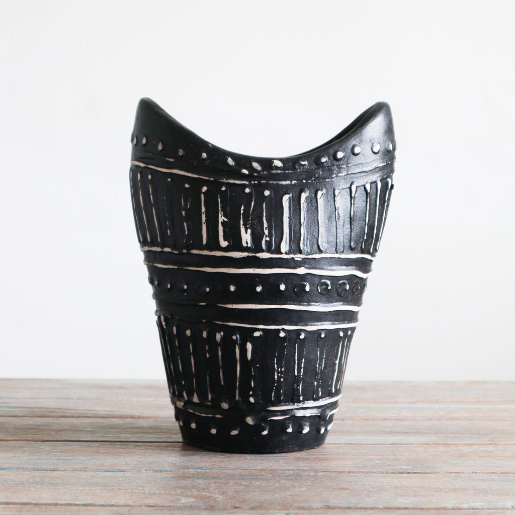 Swirls Shaped Chocolate Vase for Unique Home Decor and Style