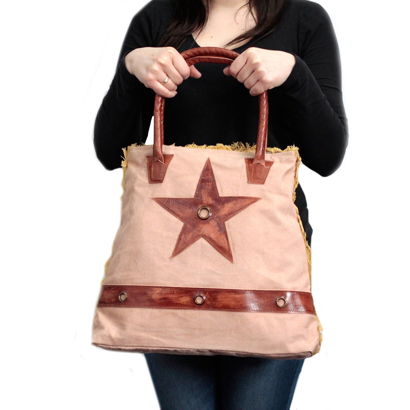 Vintage Bag Big Star with Spacious Design and Zipped Compartment
