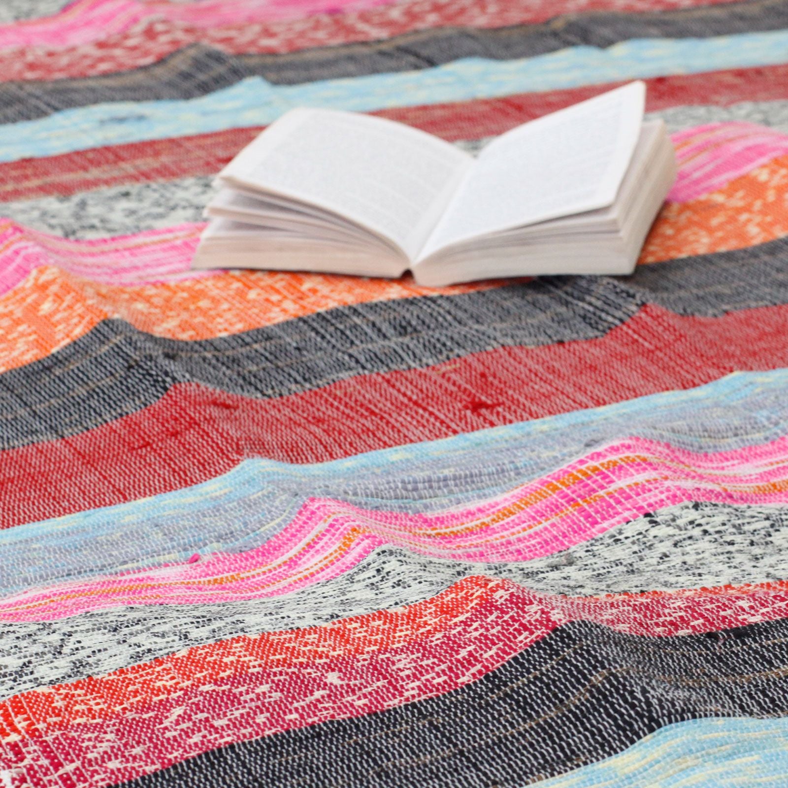 156 x 90cm Ultra Luxury Rag Rug in Natural for Home Interiors