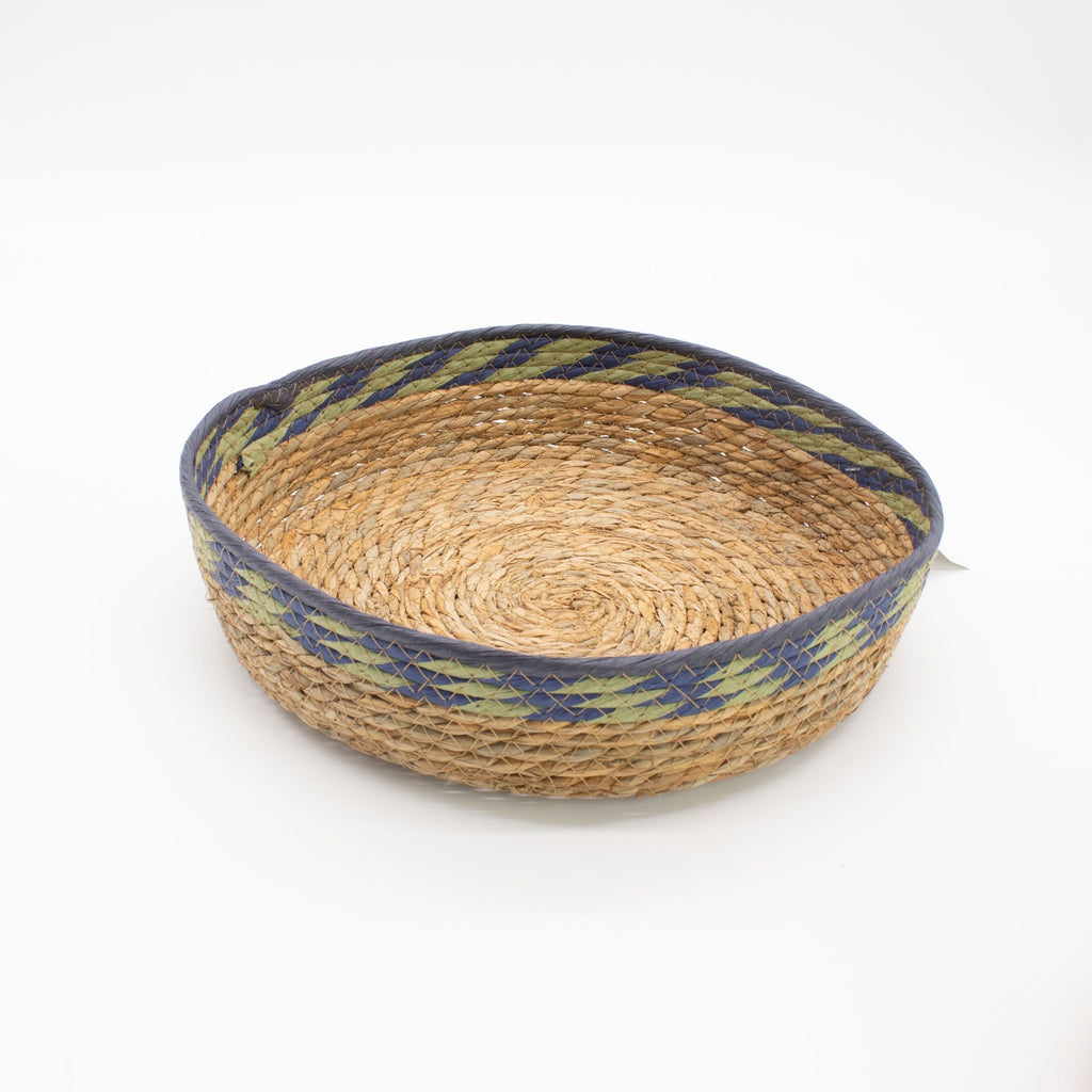 Straw and Seagrass Tray Baskets Set of 3 in Natural Green and Blue