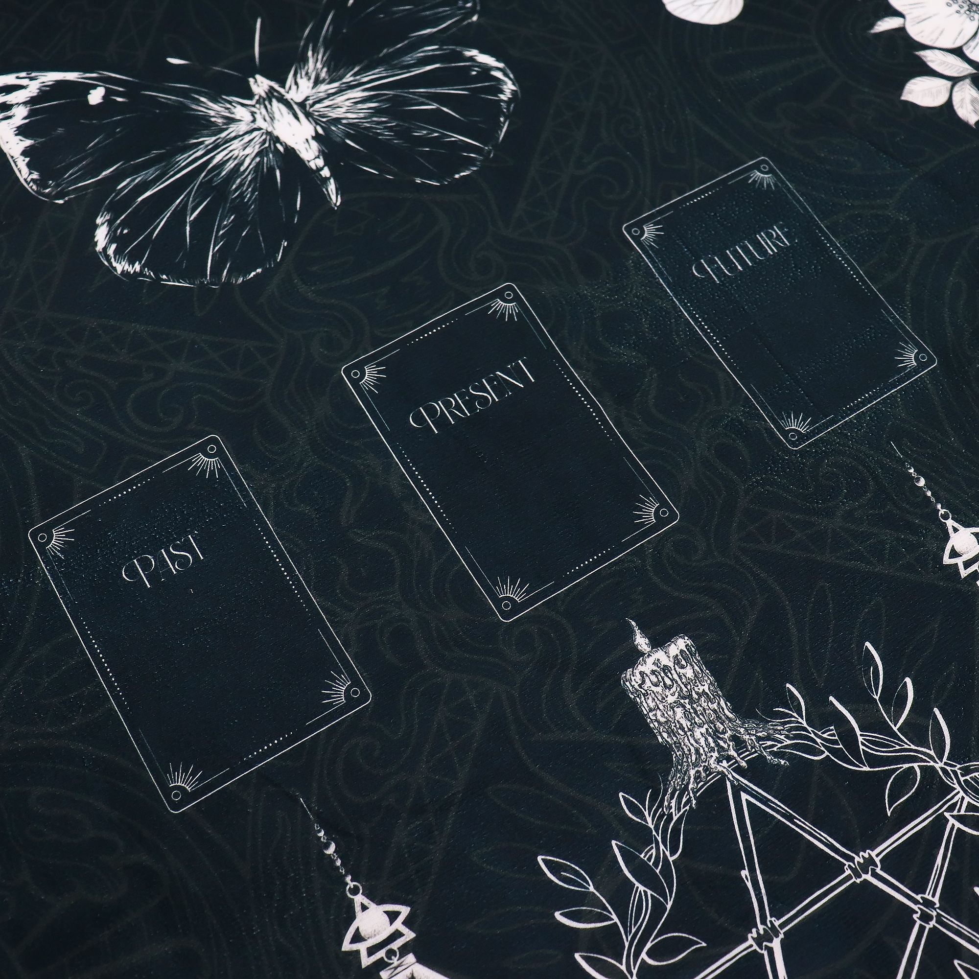 Ancient Witch Tarot Reading Cloth for Enchanting Rituals and Spells
