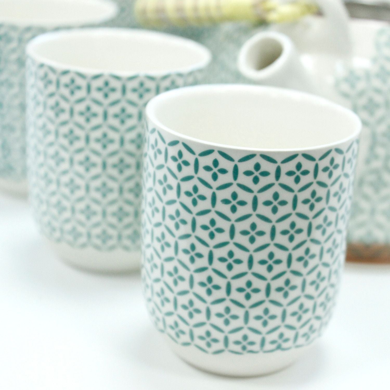 Herbal Teapot Set Green Mosaic with Matching Cups for Tea Lovers