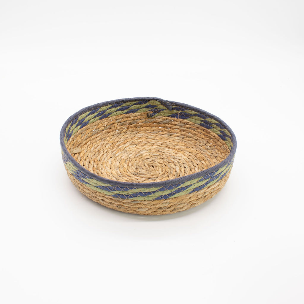 Straw and Seagrass Tray Baskets Set of 3 in Natural Green and Blue