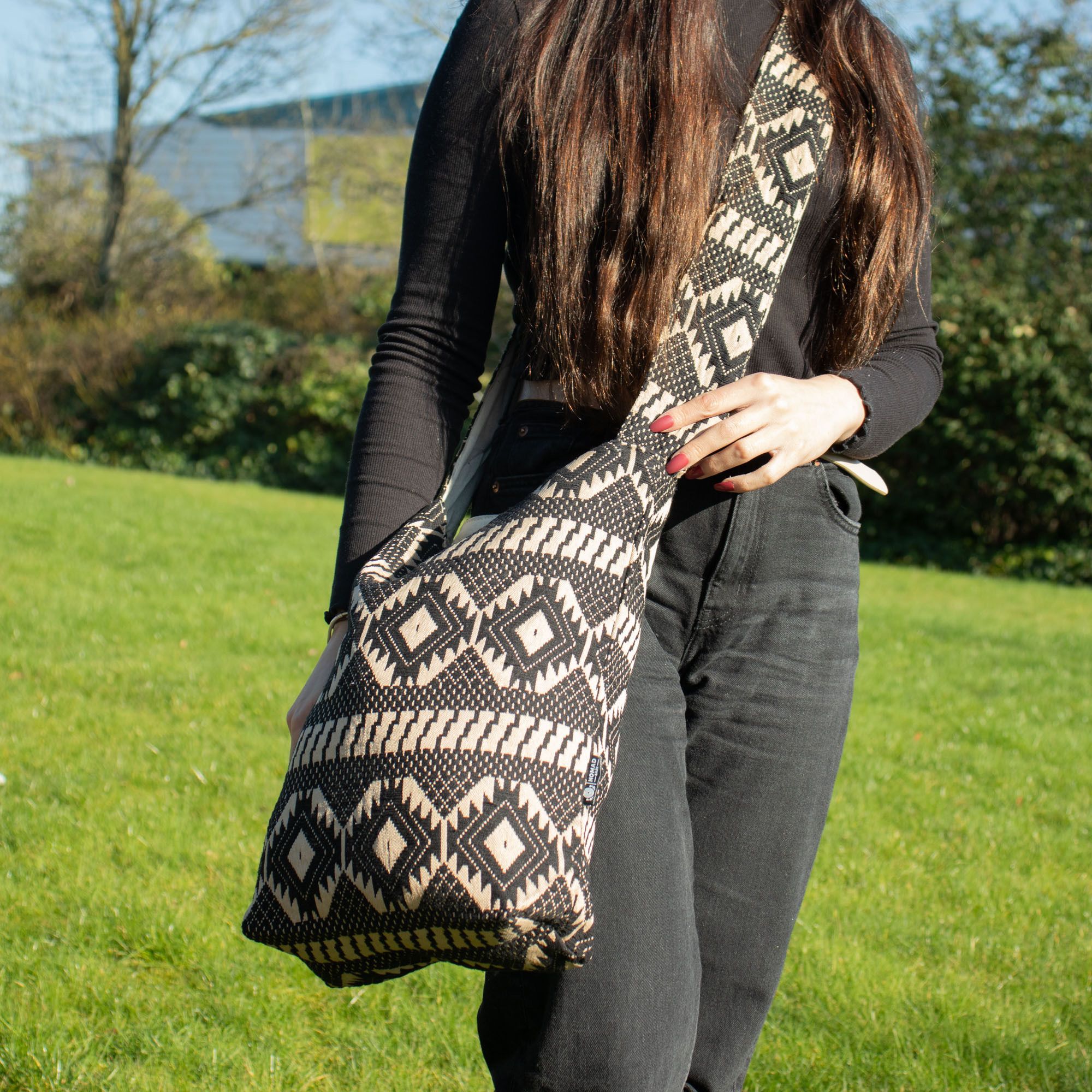 Nomad Sari Jacquard Natural Carryall Bag in Desert Loom Style