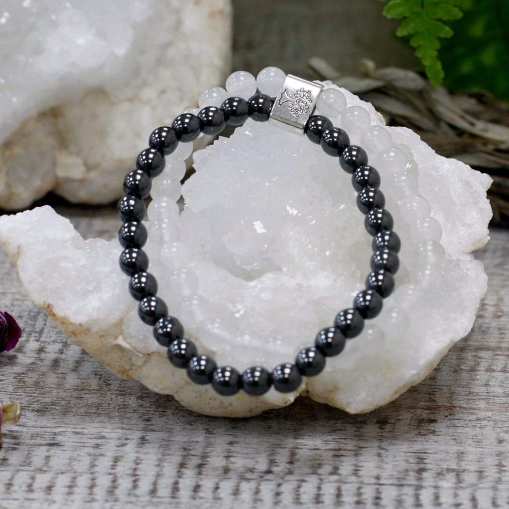 Magnetic Gemstone Bracelet Rock Quartz for Unique Style Appeal