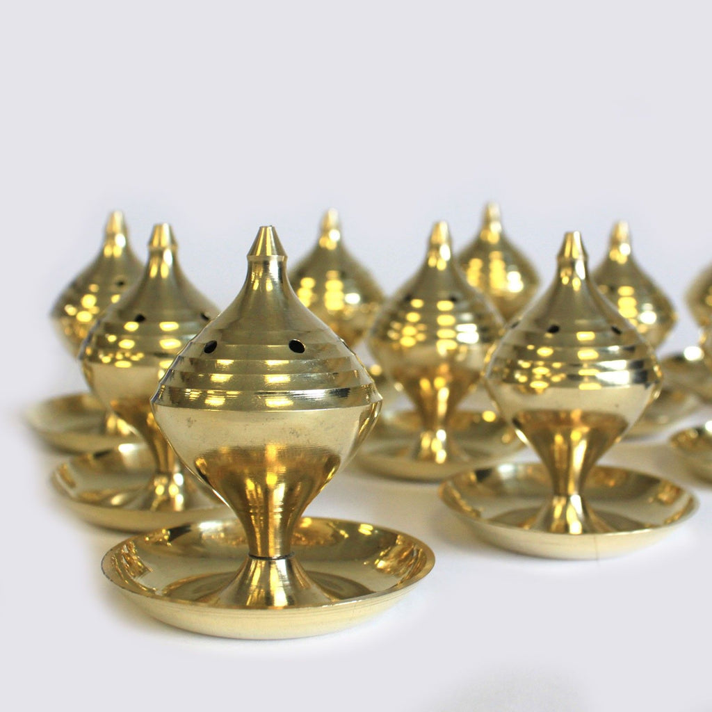 Elegant Medium Brass Incense Burner for Calming Aromatic Fragrance