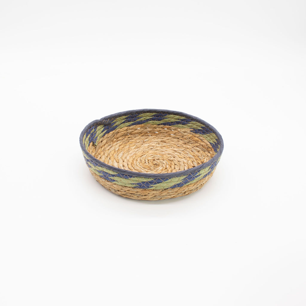 Straw and Seagrass Tray Baskets Set of 3 in Natural Green and Blue