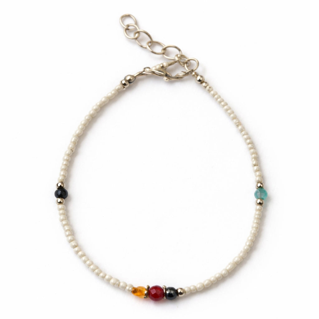 Nepalese Extra Fine Gem Bracelet with Luminous Pearl Beads