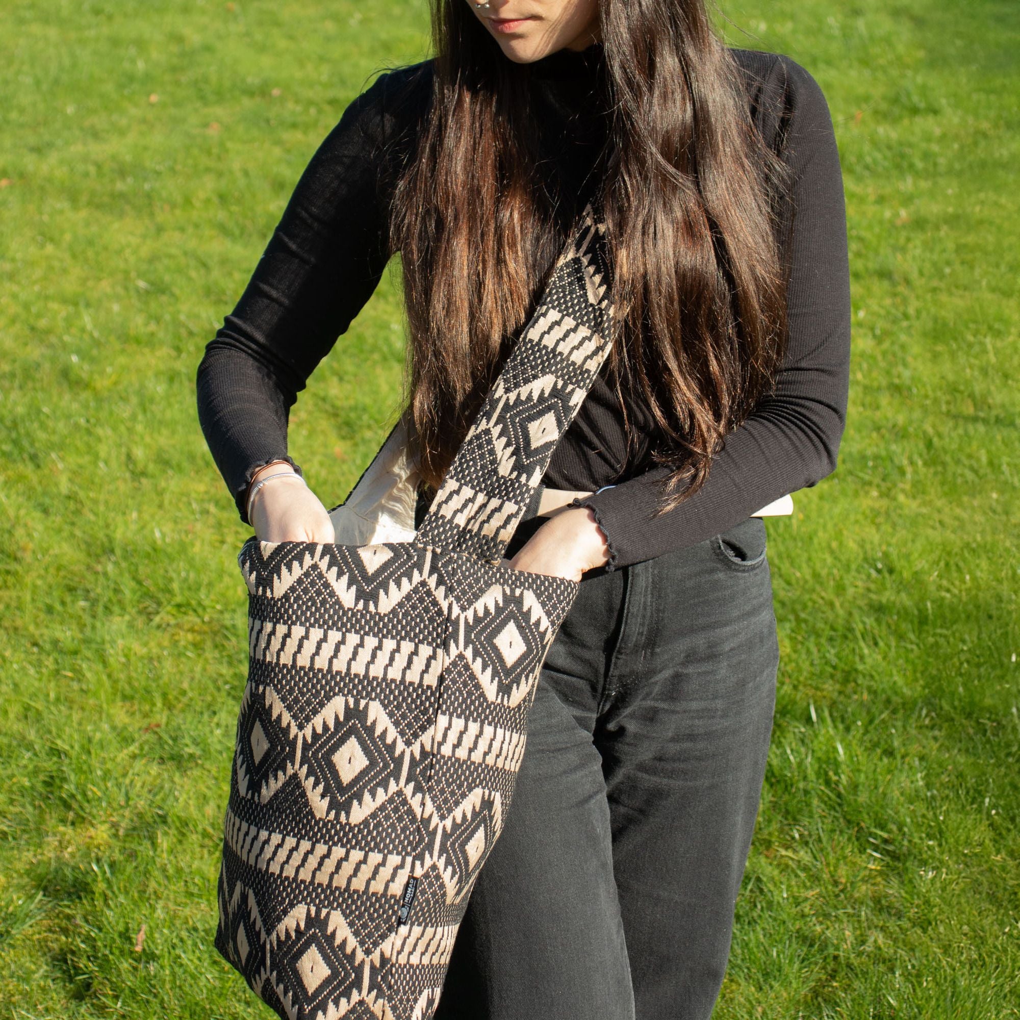 Nomad Sari Jacquard Natural Carryall Bag in Desert Loom Style