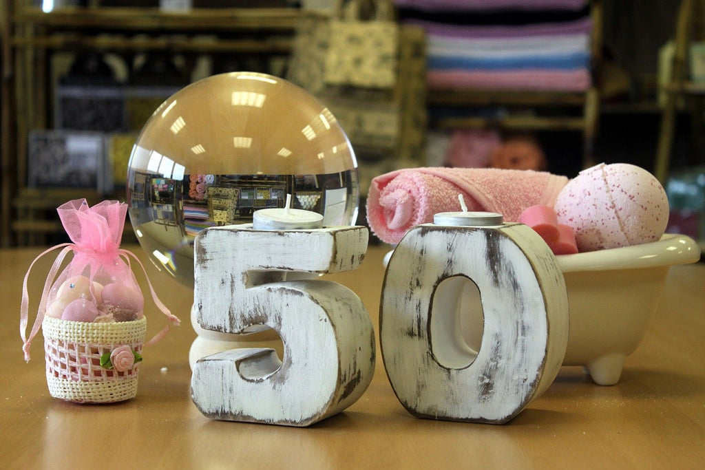 Wooden Birthday Numbers Candle Holder No.5 for Special Occasions
