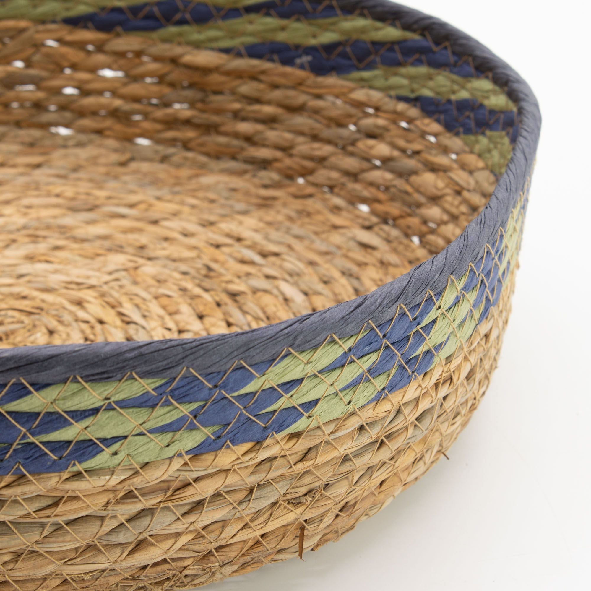 Straw and Seagrass Tray Baskets Set of 3 in Natural Green and Blue