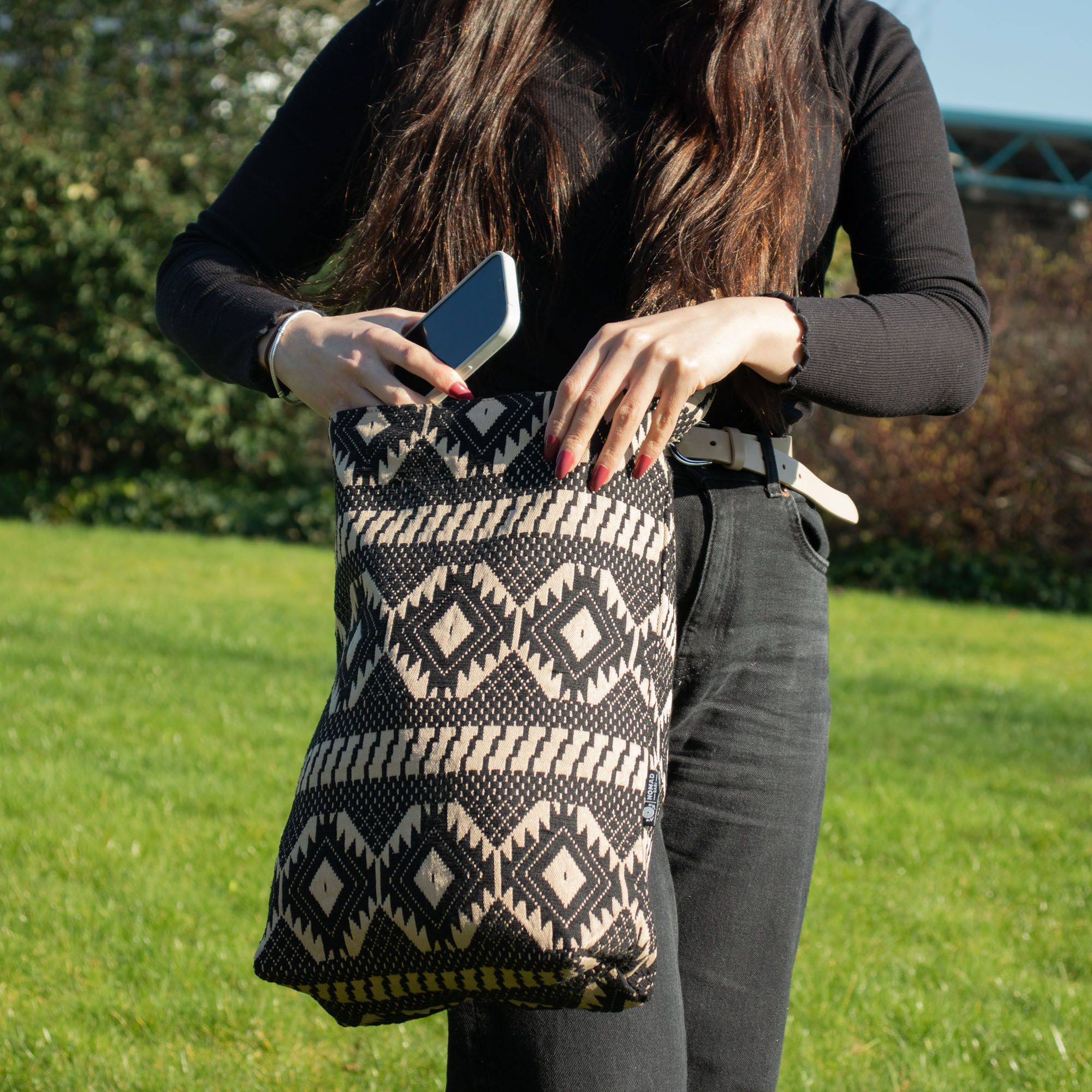 Nomad Sari Jacquard Natural Carryall Bag in Desert Loom Style